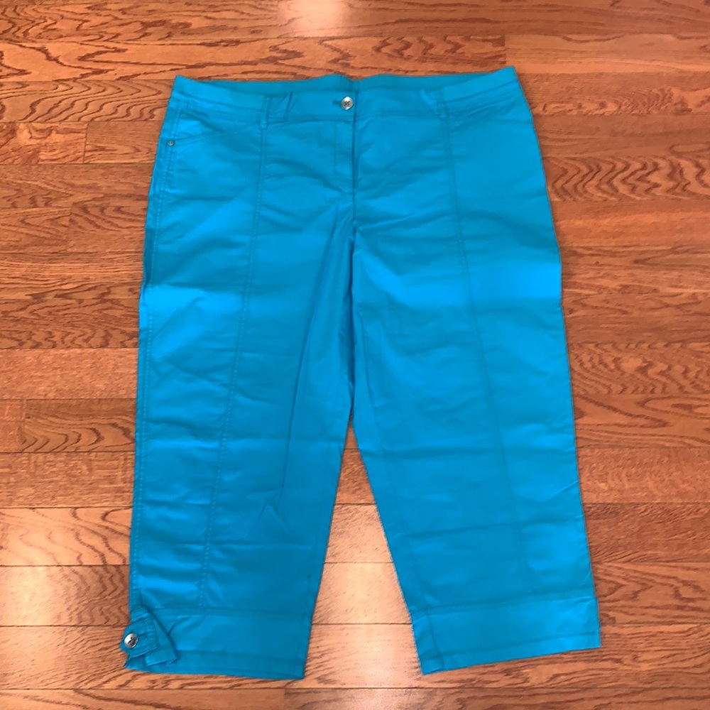 Women’s capris